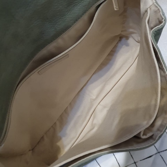 CHANEL BAG - Picture 8 of 15